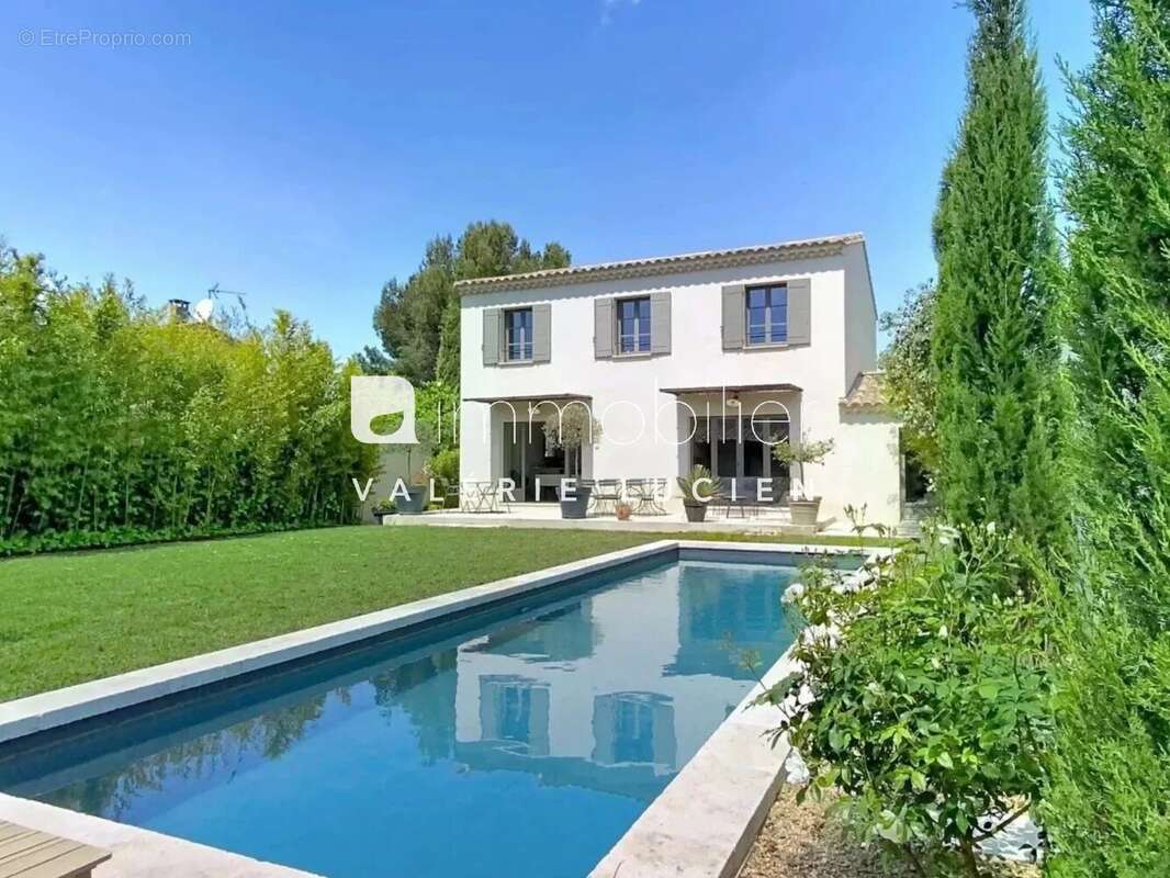 Maison à SAINT-REMY-DE-PROVENCE