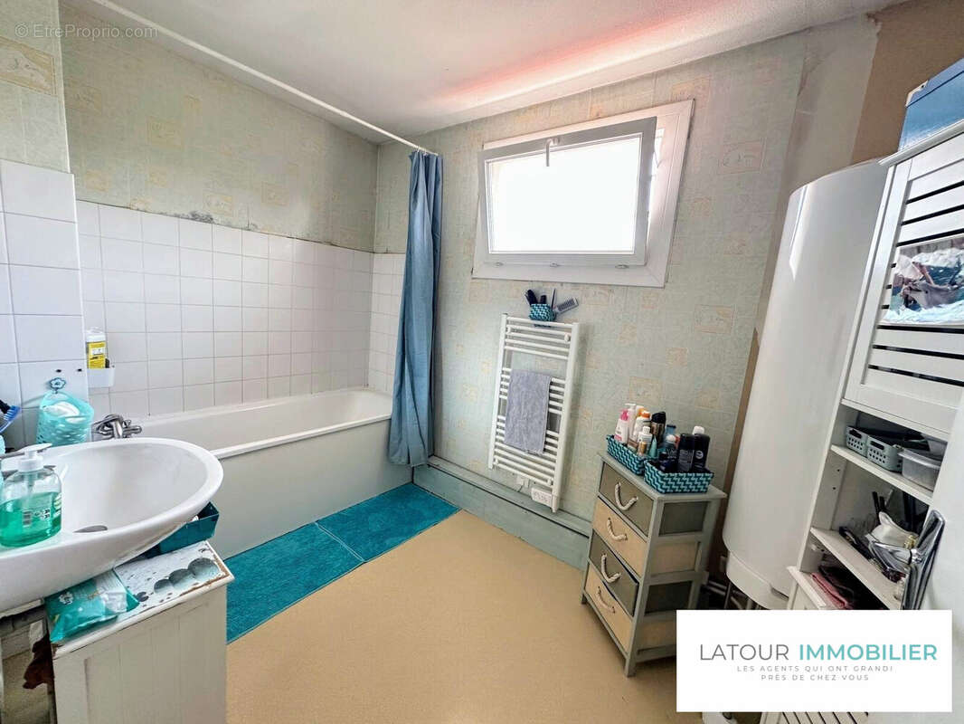 Maison à VILLEFONTAINE