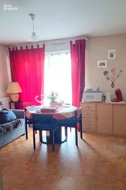 Centre-ville f1 dans immeuble de standing avec balcon et parking - photo 3