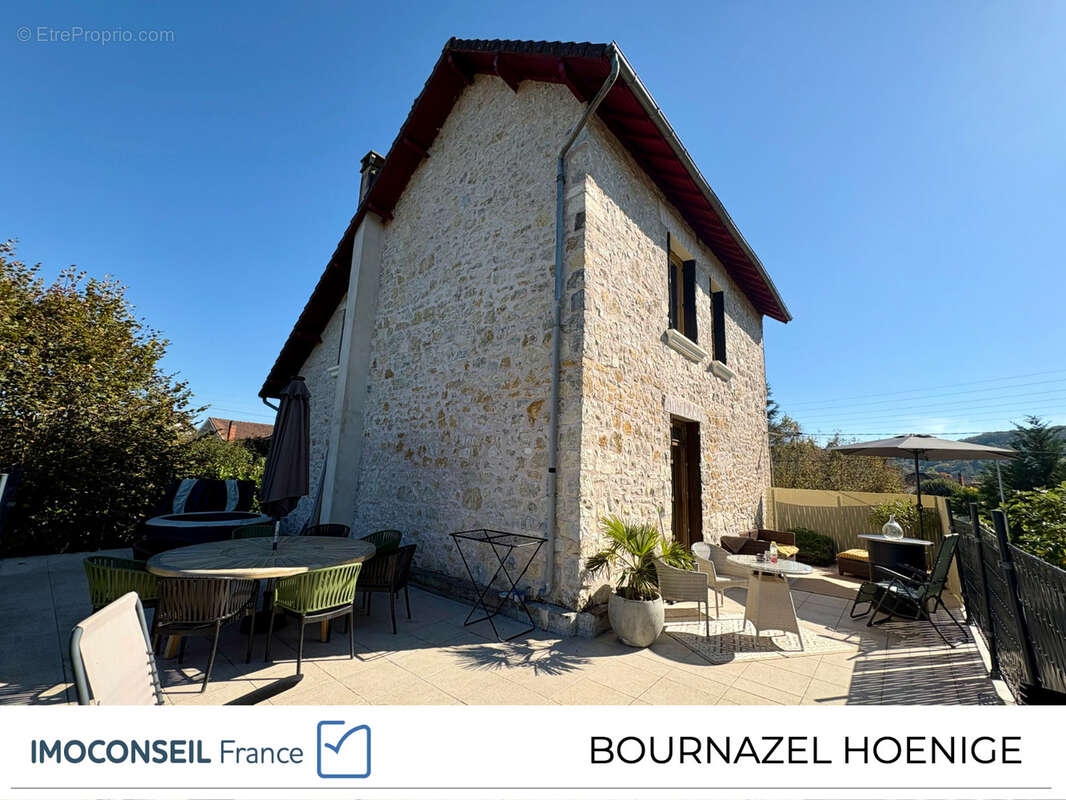 Maison à TERRASSON-LAVILLEDIEU