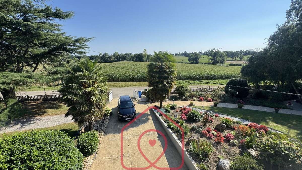 Maison à LES FORGES