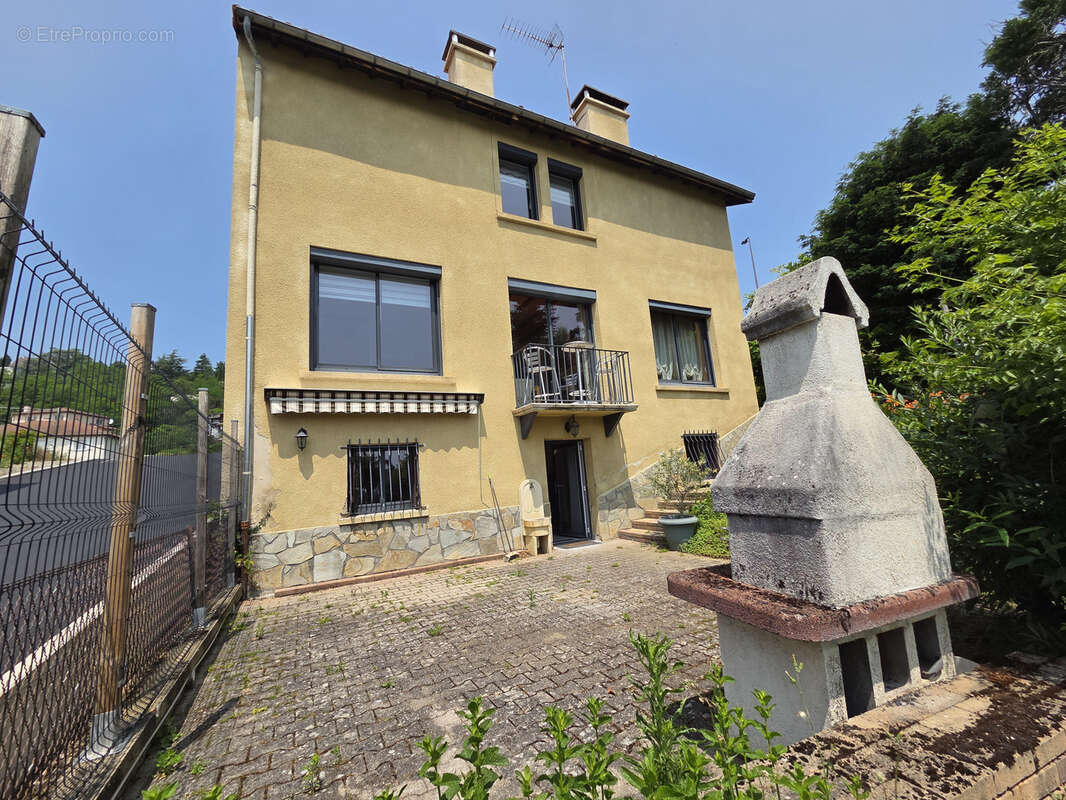 Maison à CLERMONT-FERRAND