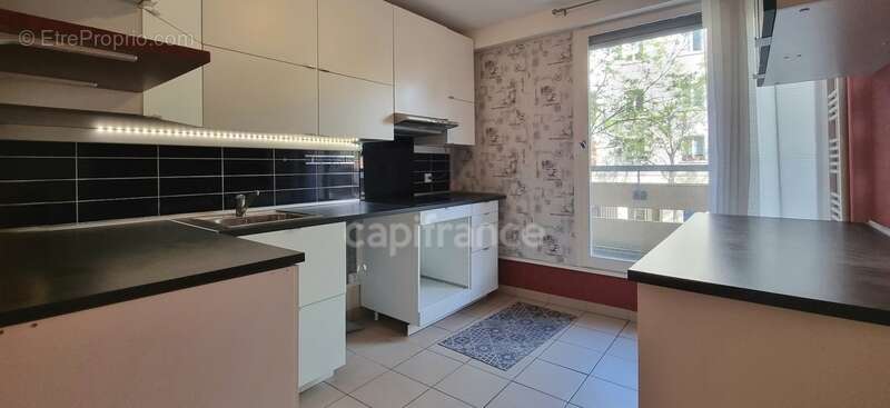 Appartement à HOUILLES