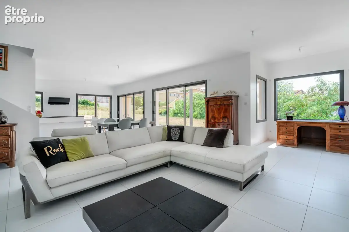 Maison tres recente  - 5 pieces - 181m2 montmerle sur saone - photo 4