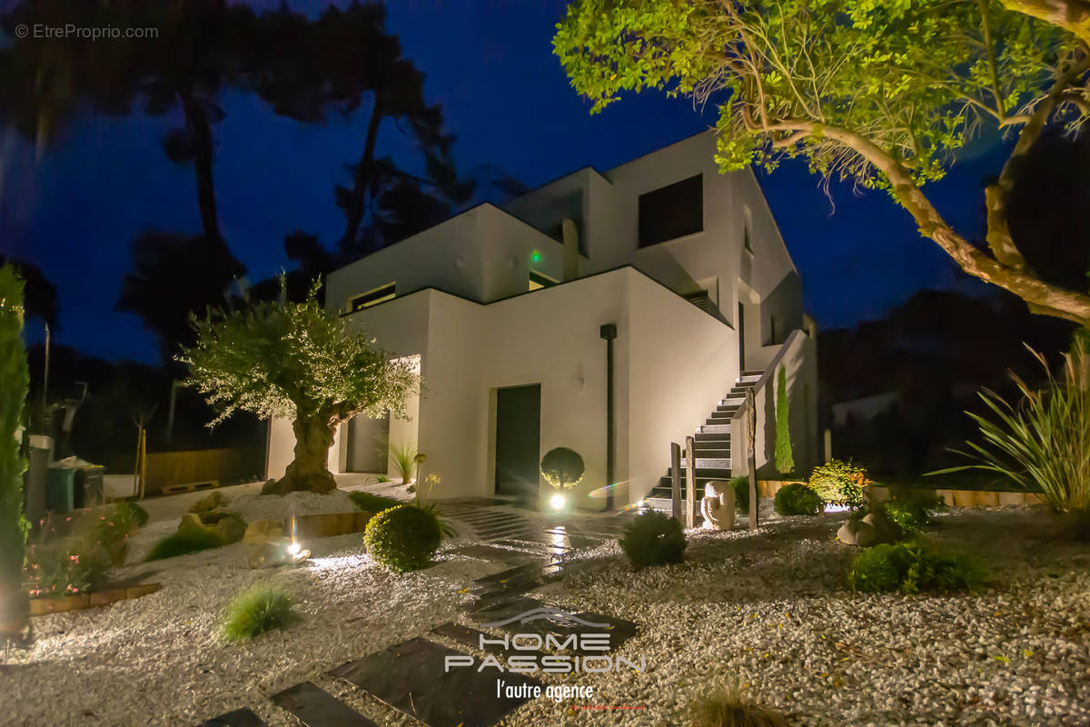 Maison à SAINT-GEORGES-DE-DIDONNE