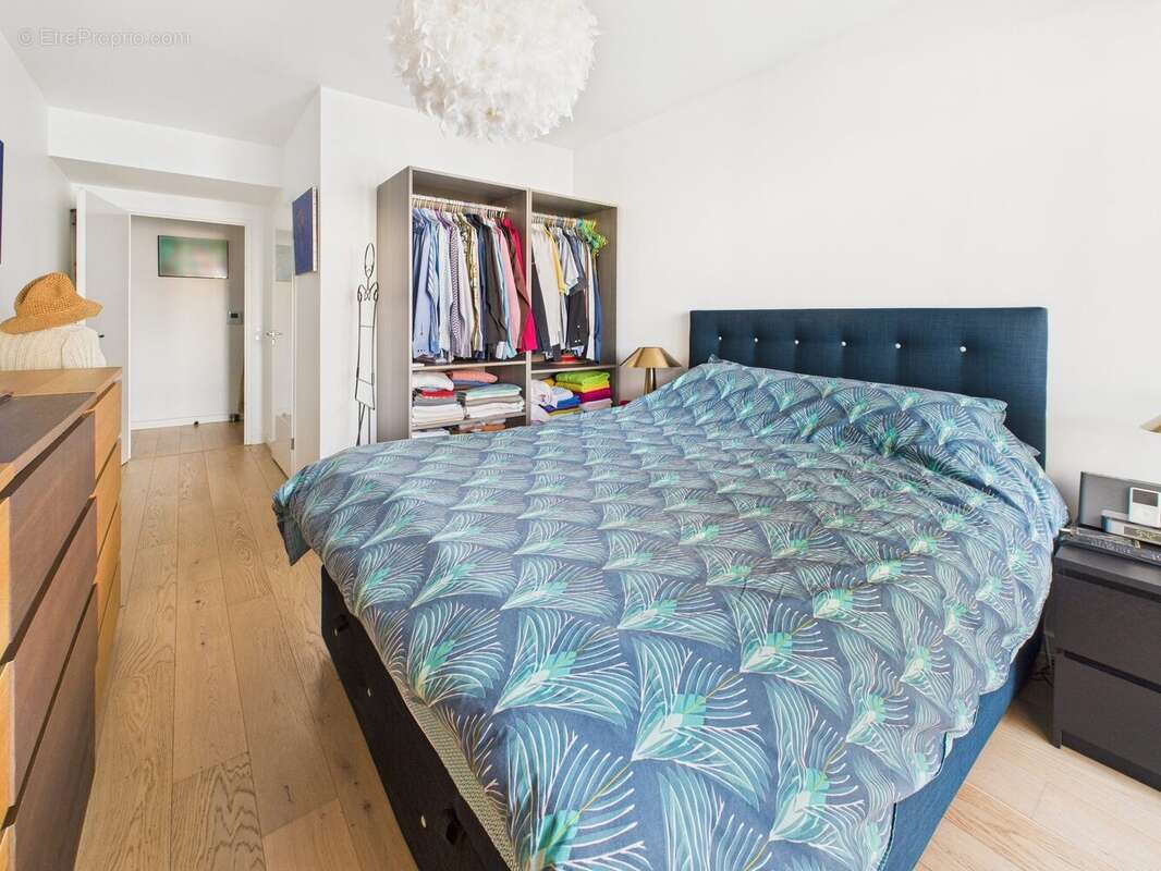 Appartement à ISSY-LES-MOULINEAUX