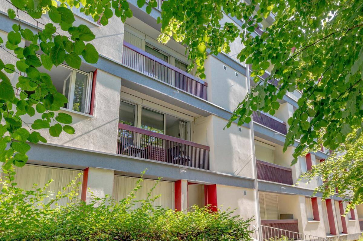 Appartement à SAINT-DENIS