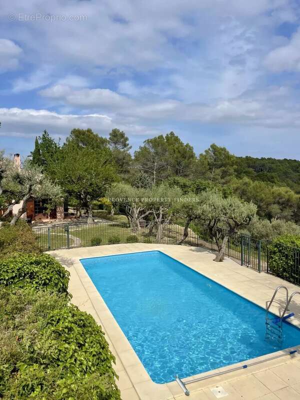 Maison à LORGUES