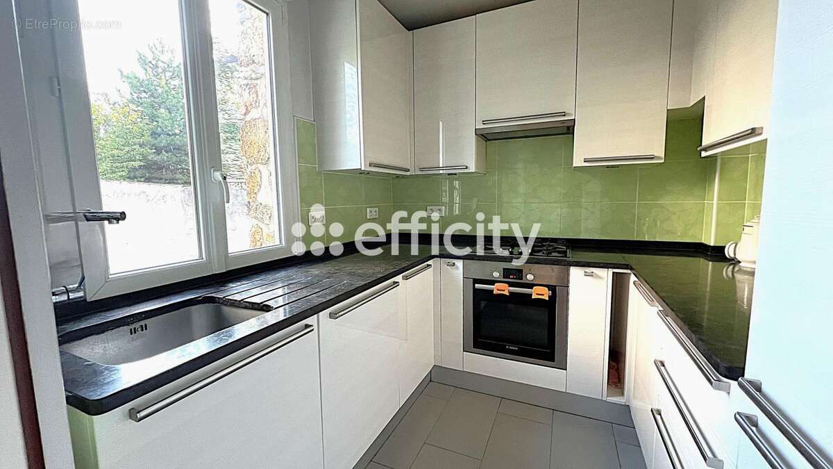 Maison à LE PERREUX-SUR-MARNE