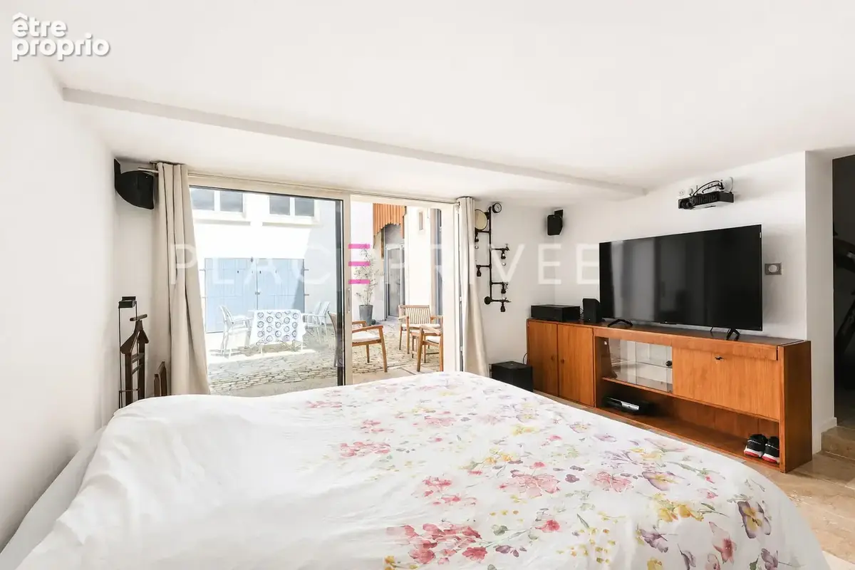Appartement  Ville Vieille - photo 13