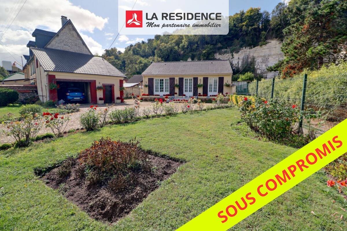 Maison à VAL-DE-LA-HAYE