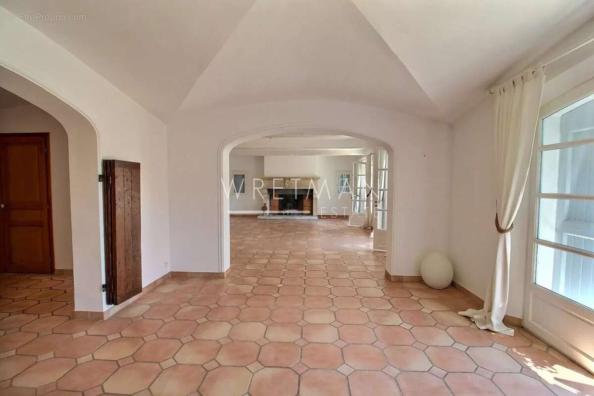 Maison à SAINT-VALLIER-DE-THIEY