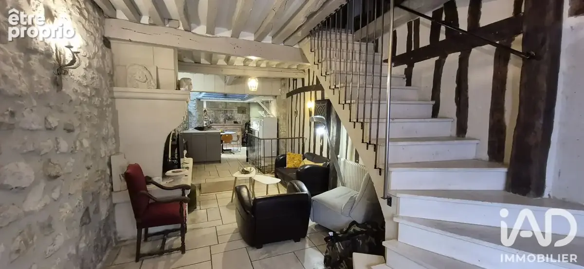 Photo 1 - Maison à COMPIEGNE