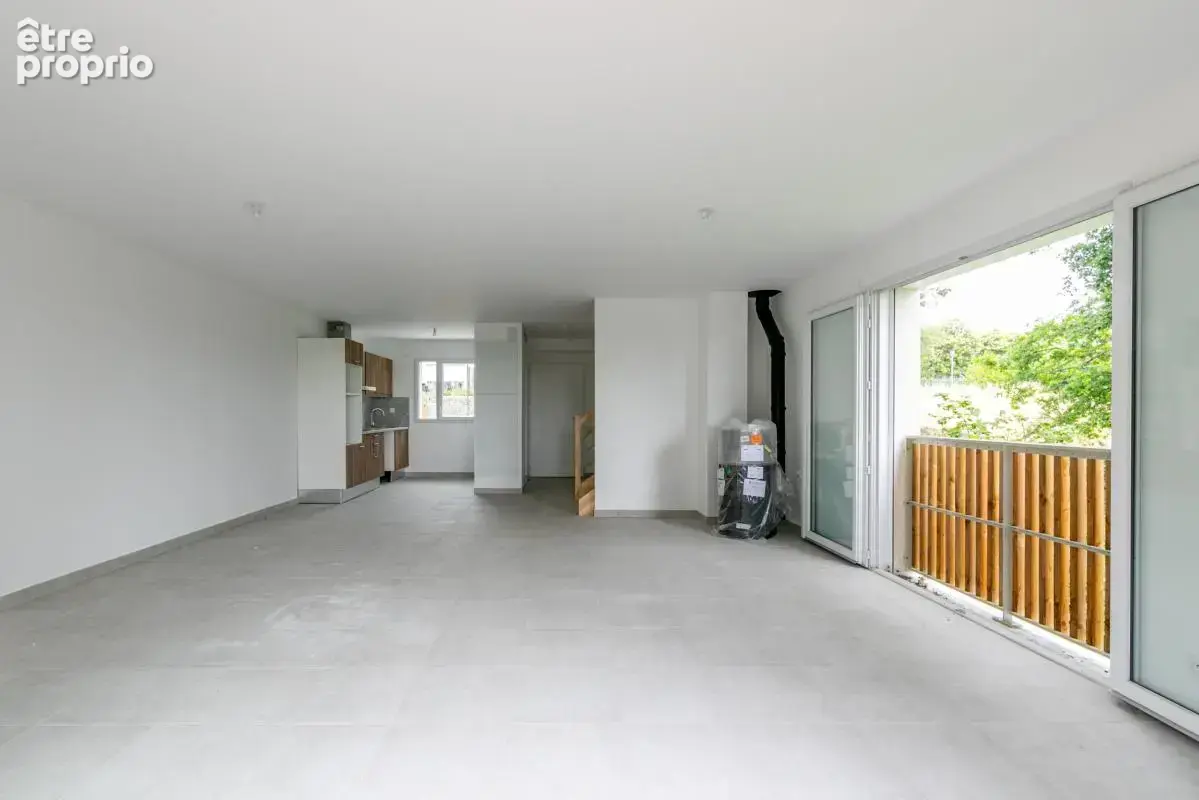Maison avec jardin et garage - photo 4