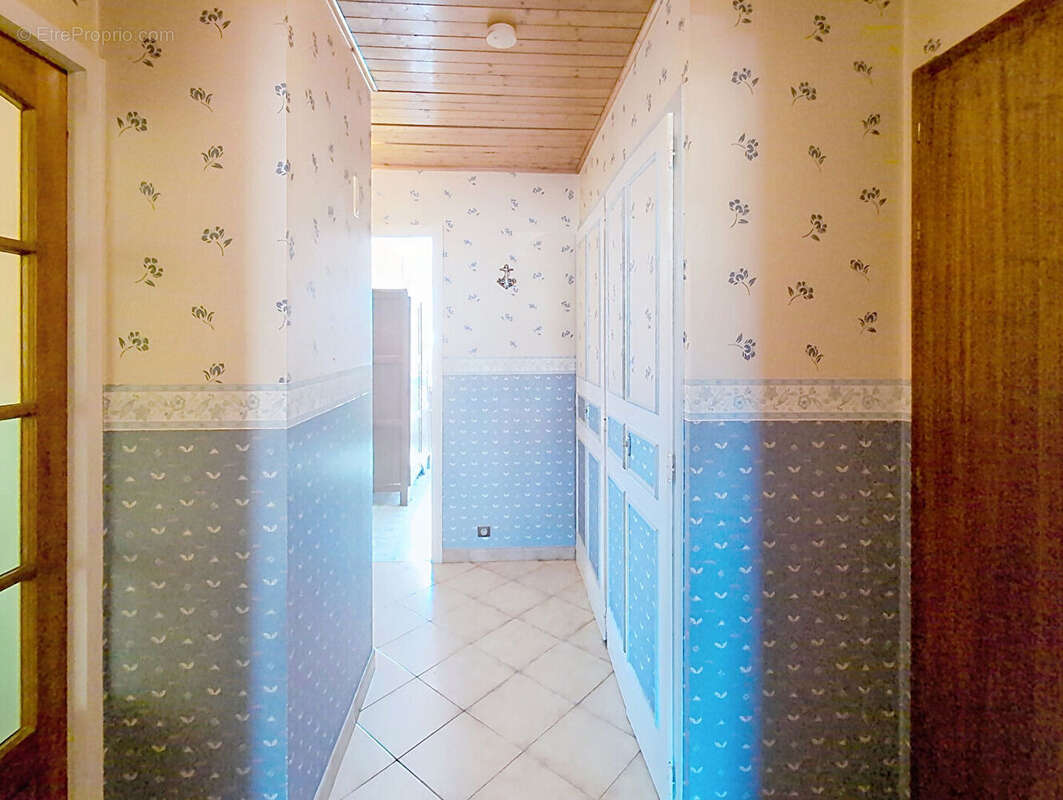 Appartement à LA ROCHE-SUR-FORON
