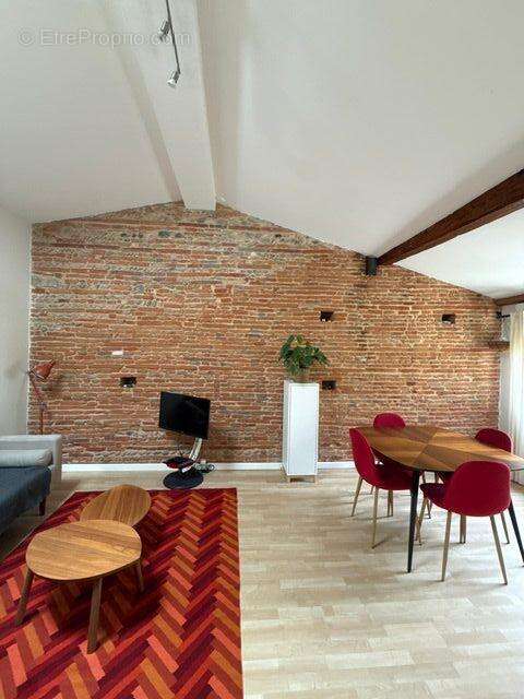 Hypercentre - t7 duplex avec terrasse - photo 3