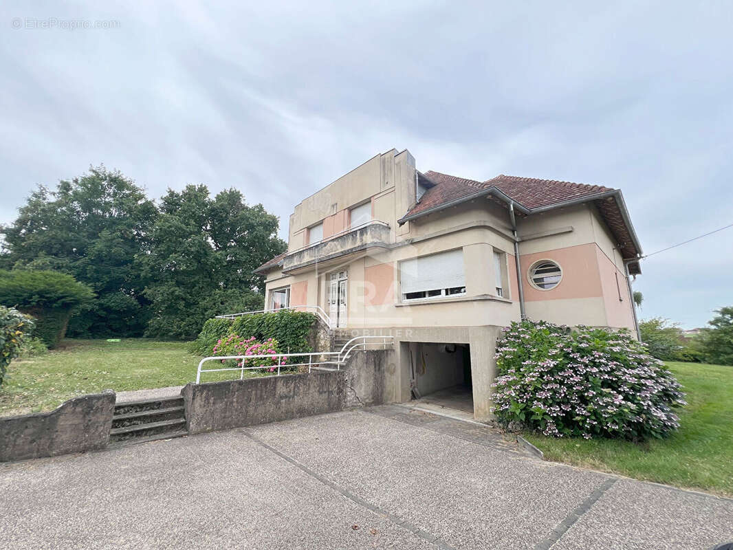 Maison à FRETIGNEY-ET-VELLOREILLE