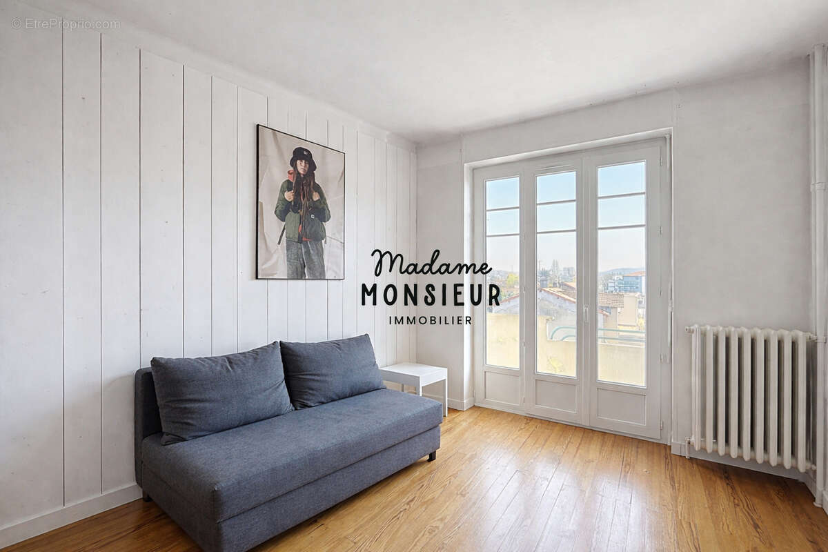 Appartement à BOURGOIN-JALLIEU