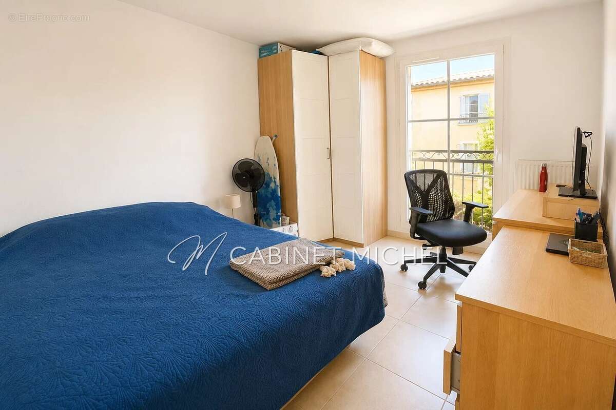 Appartement à ROQUEFORT-LES-PINS