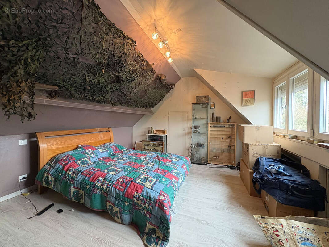 Maison à BRAY-LES-MAREUIL