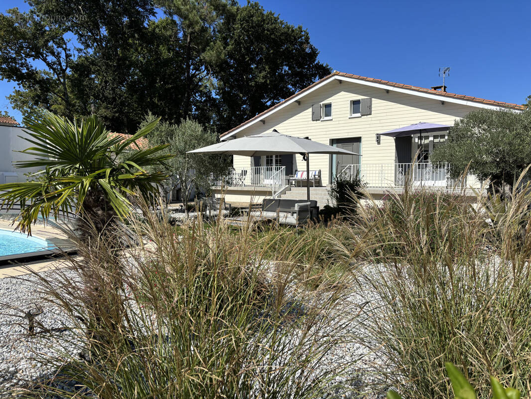 Maison à SAINT-GEORGES-DE-DIDONNE