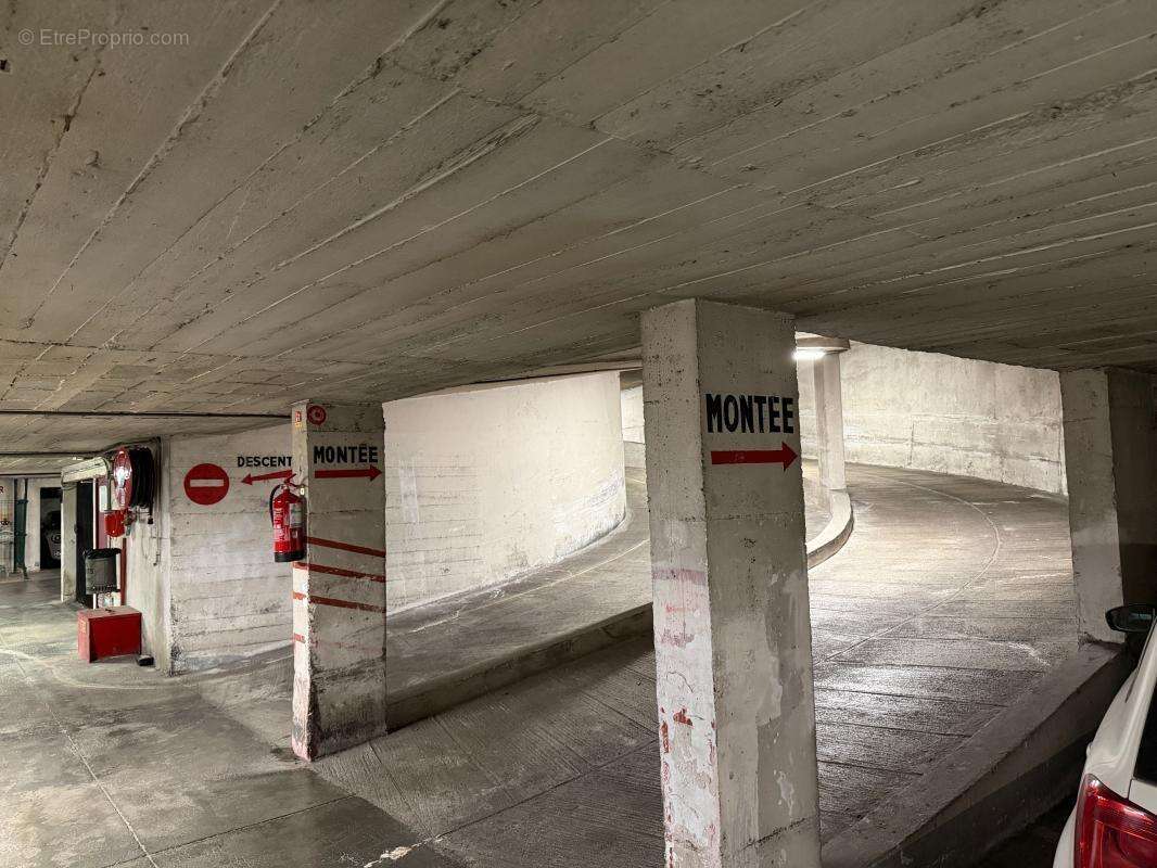 Parking à NICE