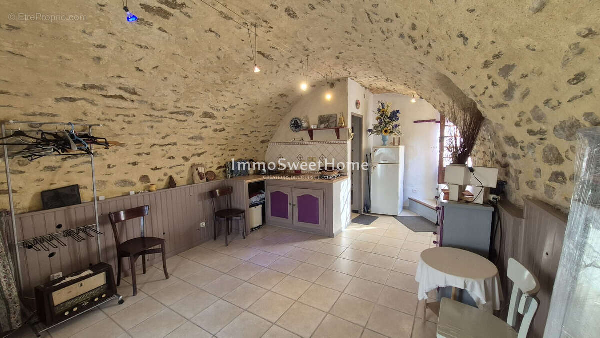 Maison 5 pièces 108 m² à vendre à Mirabel-Aux-Baronnies (26110) - photo 8