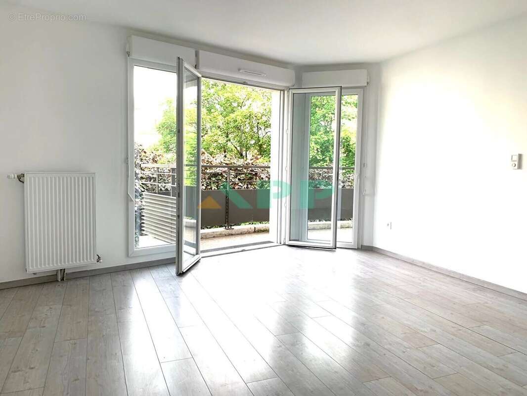 Appartement à JUVISY-SUR-ORGE