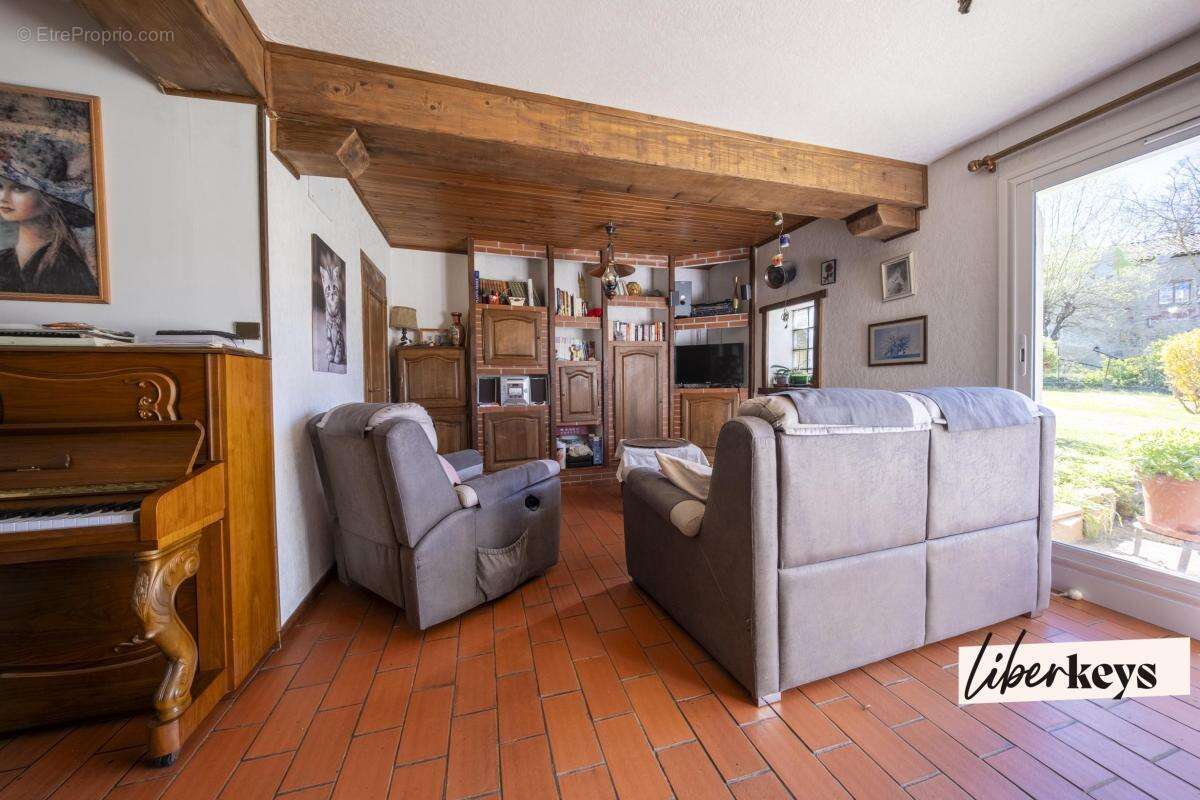 Maison à LAPENNE
