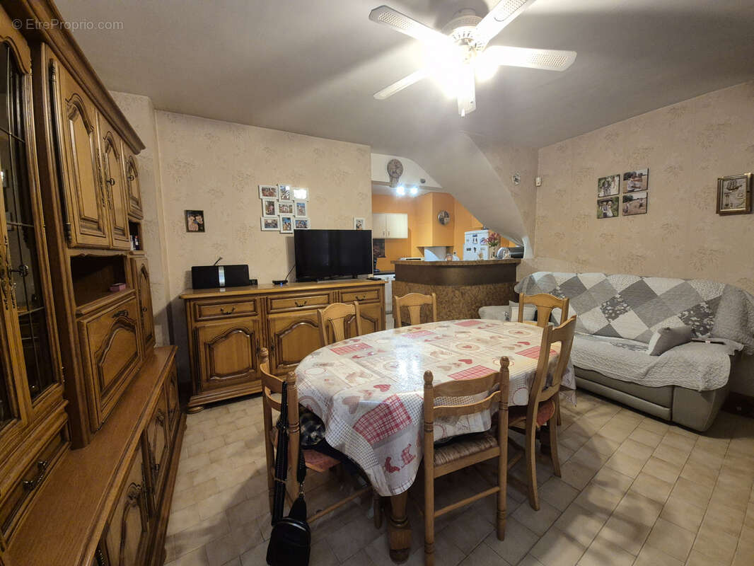 A vendre - maison de village - secteur de juigne sur sarthe - photo 2