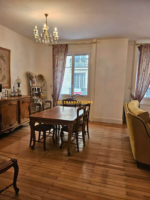 Appartement à SAINT-ETIENNE