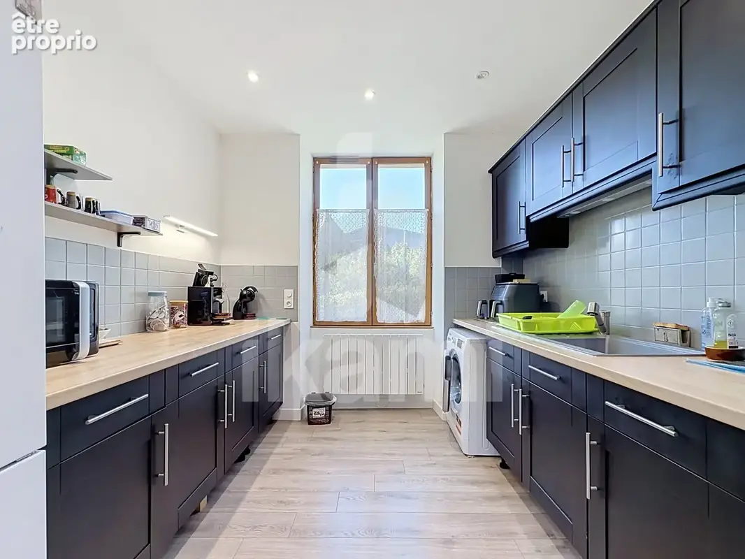 Appartement T3 Spécial investisseur - Tullins - - photo 3