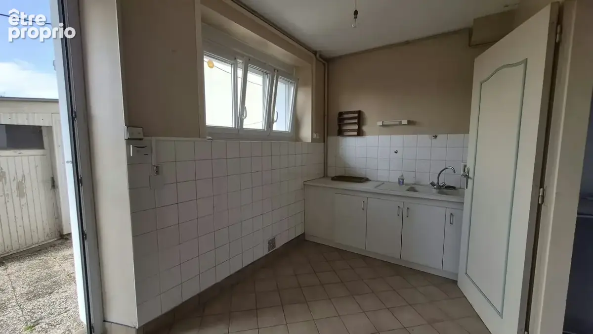 Maison de bourg à fort potentiel - photo 13