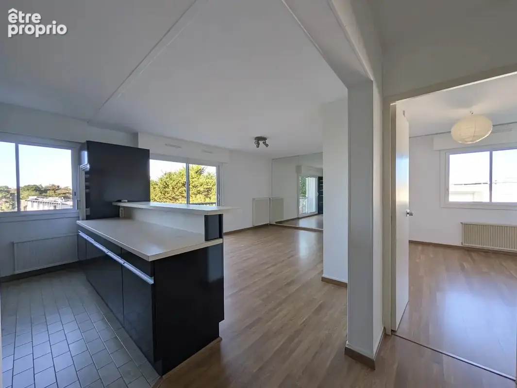 À VENDRE – Beau T3 de 63 m² avec balcon, parking et cave – Quartier Baugerie - photo 2