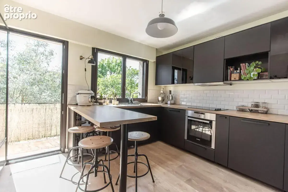 Maison Sainte Genevieve Des Bois 7 pièce(s) 138 m2 hab - 152 m² au sol - photo 6