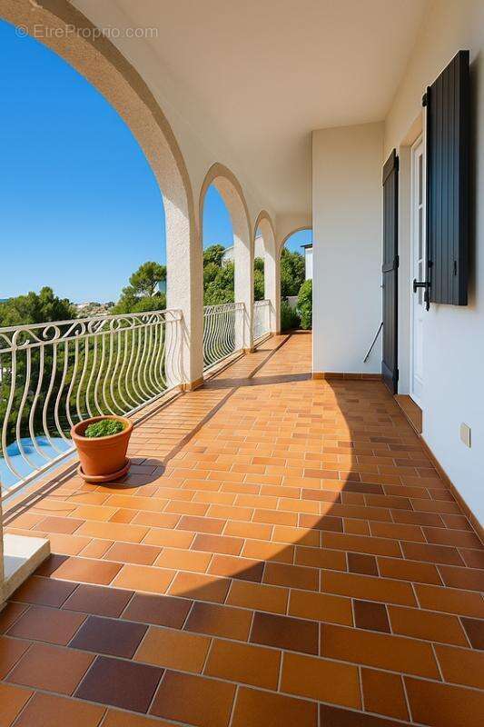 Maison à SAINT-MANDRIER-SUR-MER