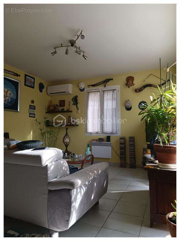 Maison à MONTESQUIEU-DES-ALBERES