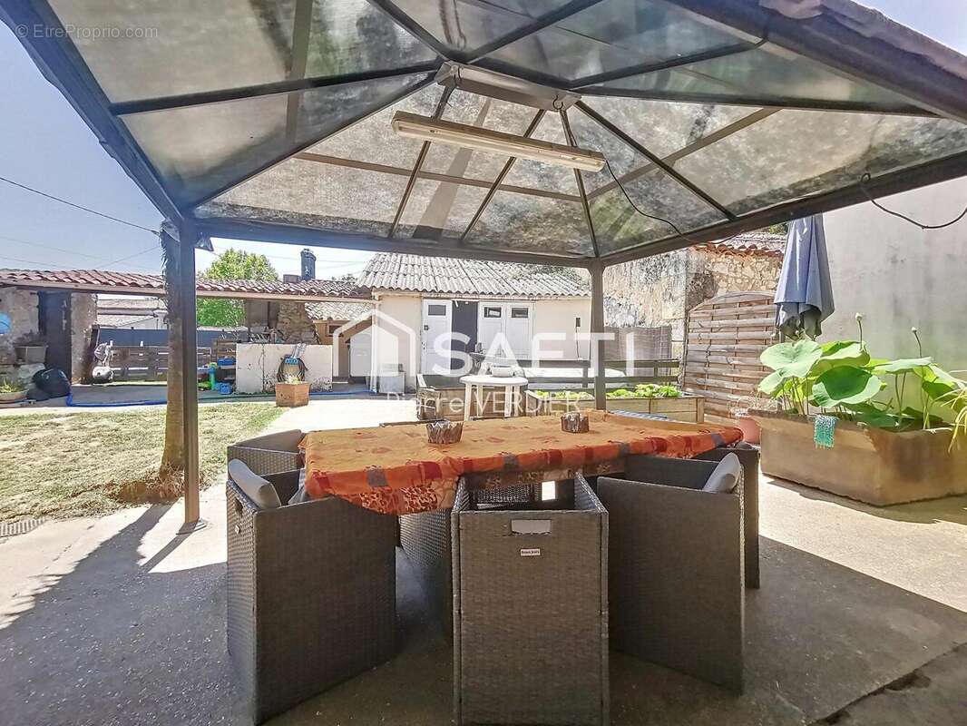 Photo 2 - Maison à MOMBRIER