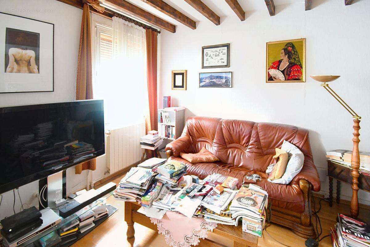 Maison mitoyenne de 88m2 environ - 3 chambres - terrain 4 ares - garage - photo 10