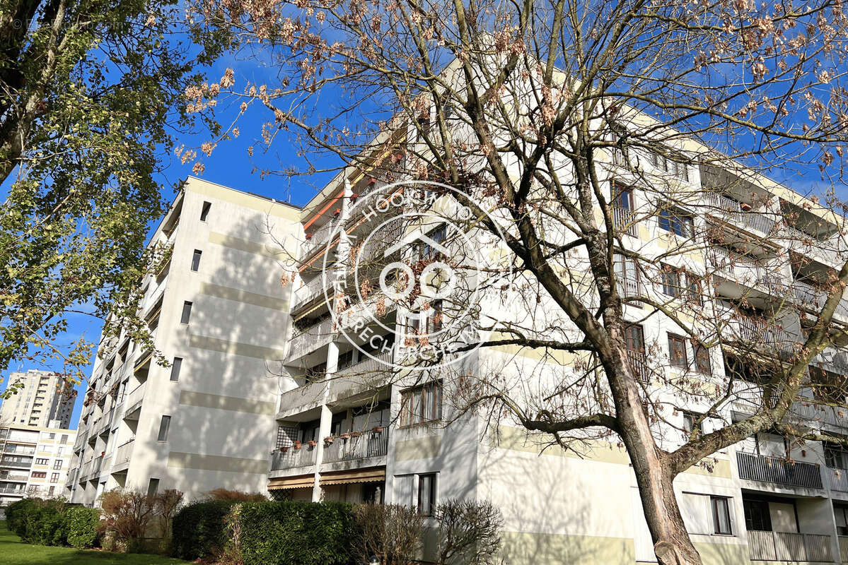 EXTERIEUR - Appartement à CHEVILLY-LARUE