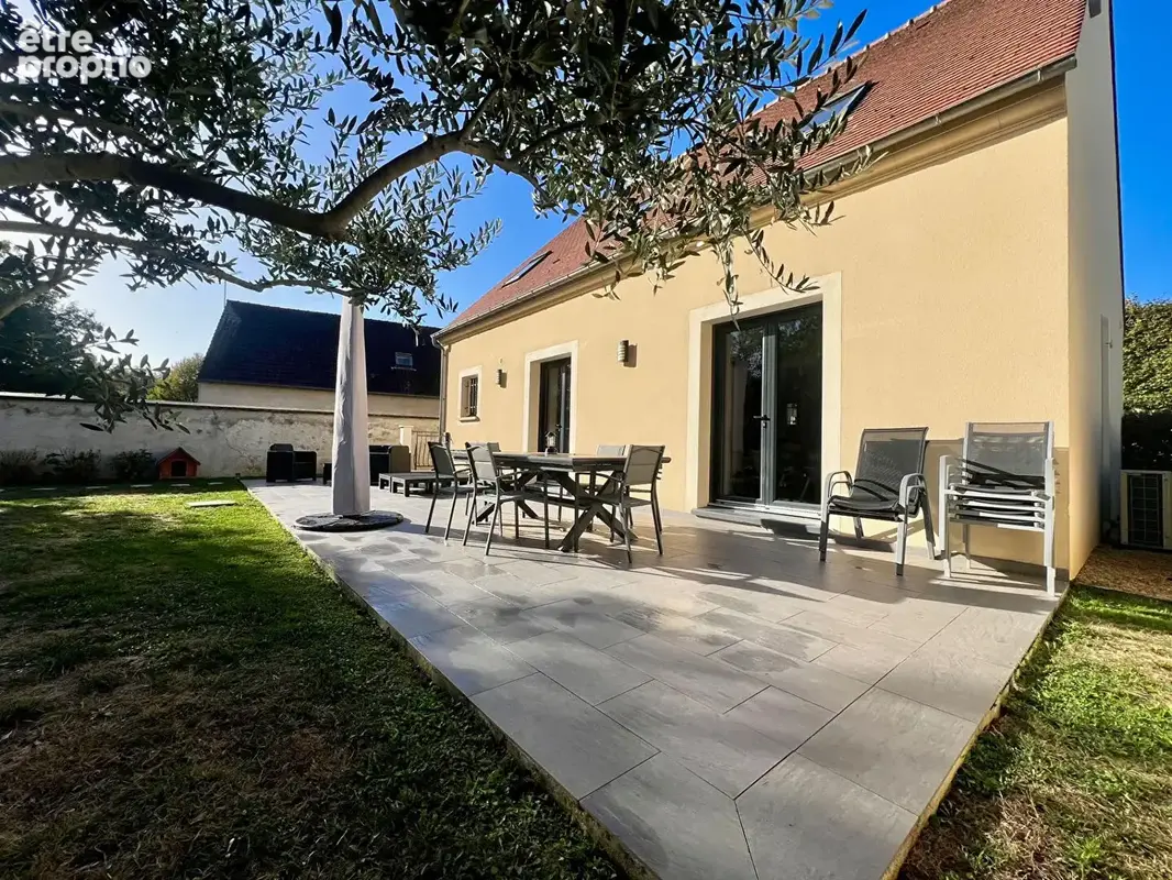 Maison Brie Comte Robert 6 pièce(s) 131 m2 - photo 2