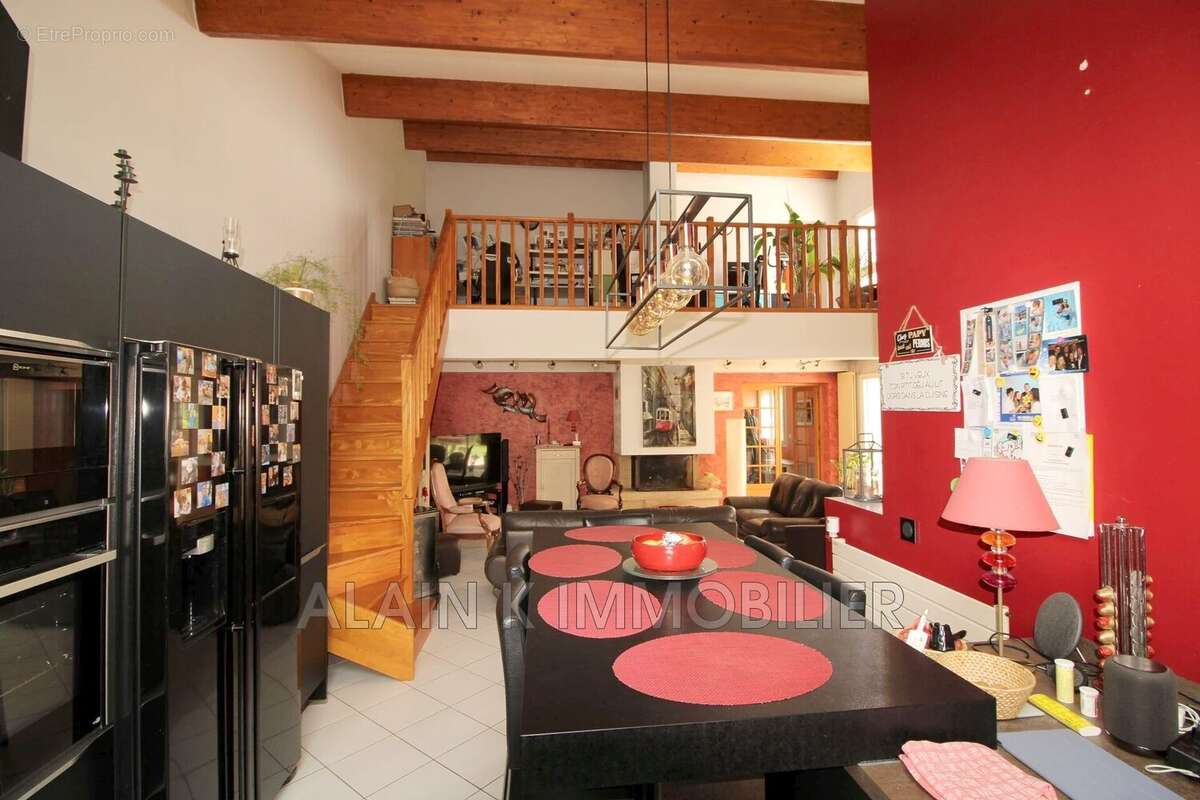 Maison à CHILLY-MAZARIN