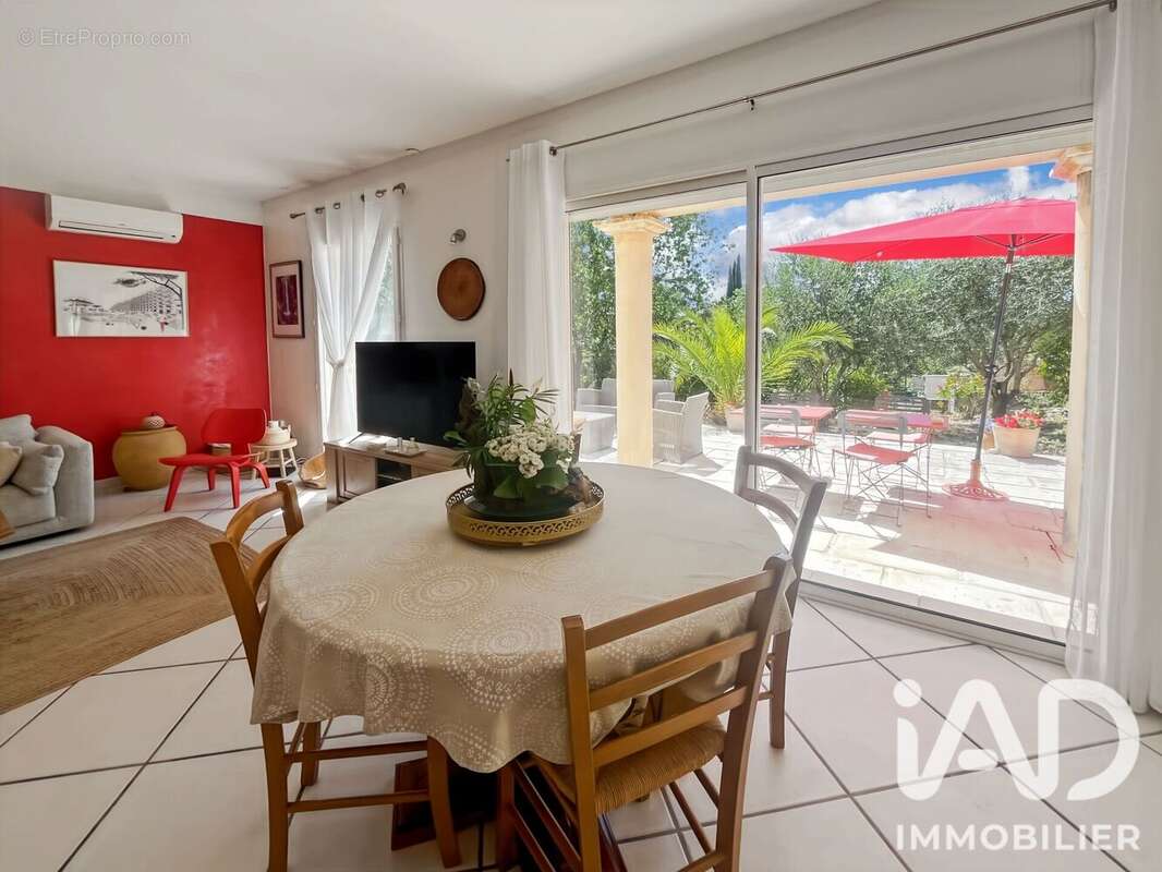 Photo 9 - Maison à VAILHAUQUES