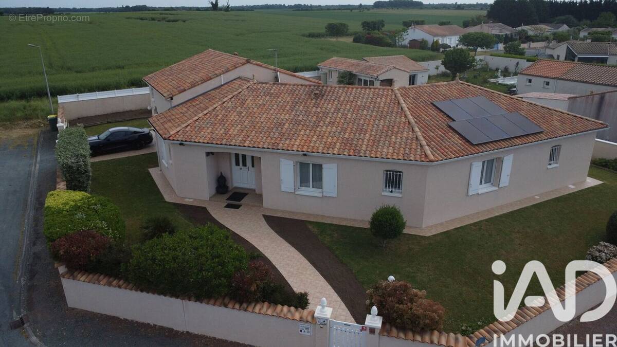 Photo 1 - Maison à SAUJON