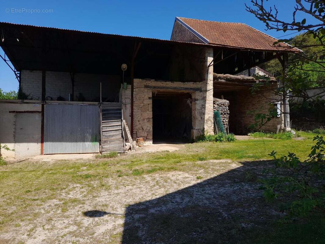 Photo 8 - Maison à CHATELLENOT