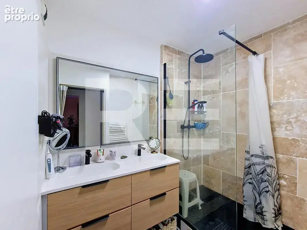 Appt 3 pieces, terrasse, jardin, 1 parking couvert, piscine - photo 5