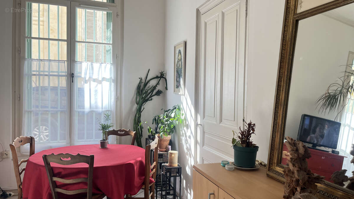 Appartement à NIMES