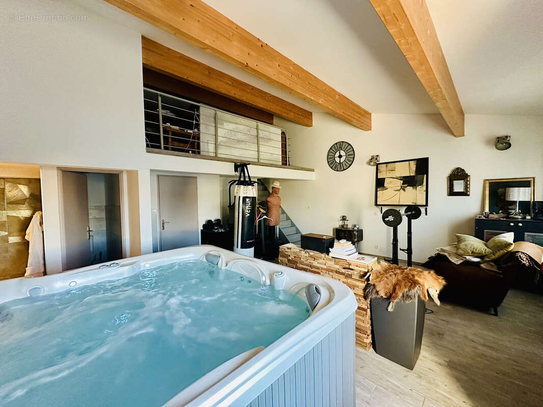 Maison à AIGUES-MORTES