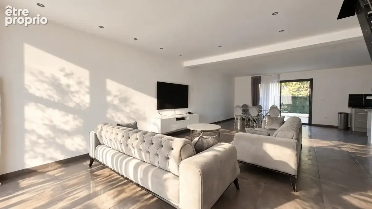 Maison 7 pièces 147 m² à vendre à Corps-Nuds (35150) - photo 3