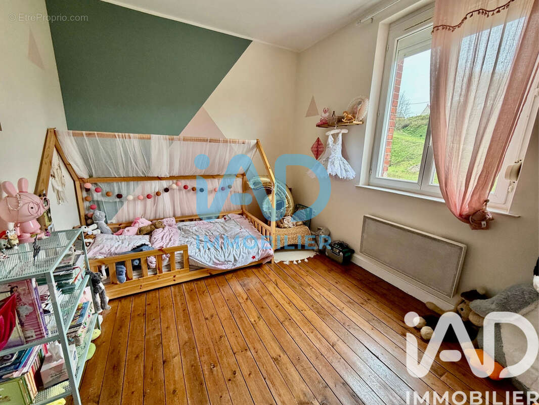 Maison 172 m² à Beaumont-Hamel  - photo 6